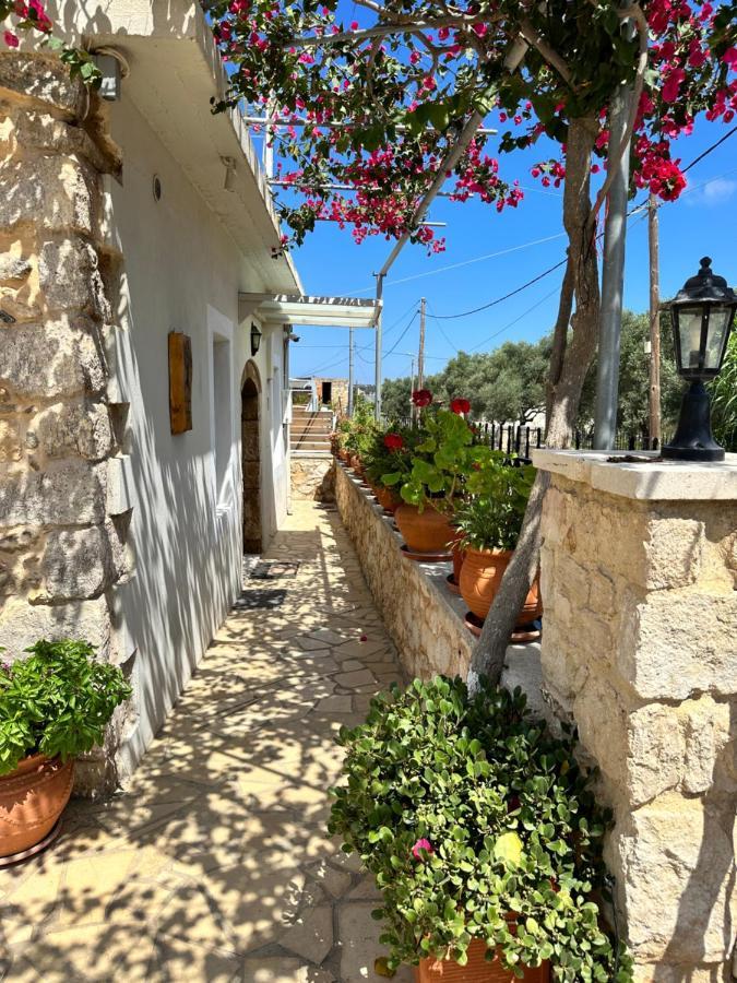 Bio Garden Stonehouse Villa Gonia Exterior photo